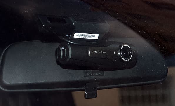 Автомобильный видеорегистратор Vugera VG-20S