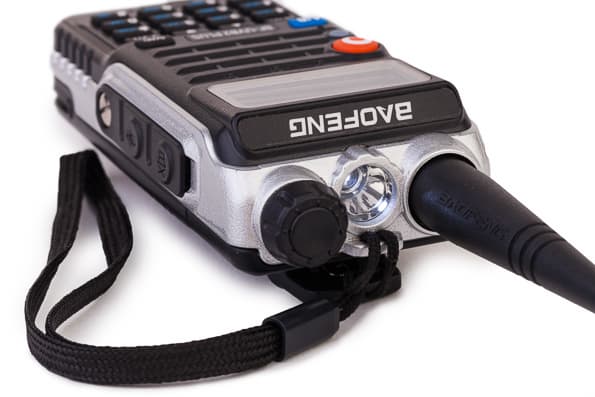 Портативная двухдиапазонная VHF/UHF радиостанция Baofeng BF-UVB2 Plus