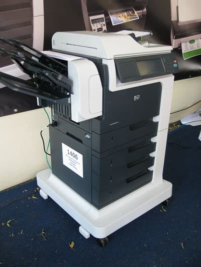 МФУ Laserjet Eterprice M4555, аппарат для небольших и средних предприятий