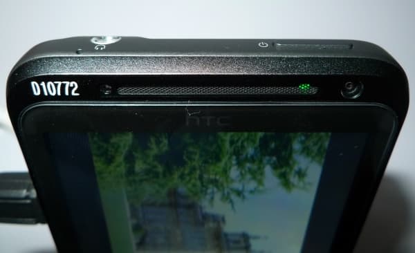 Сердцем аппарата является мощный двухъядерный процессор Qualcomm Snapdragon с частотой 1,2 ГГц