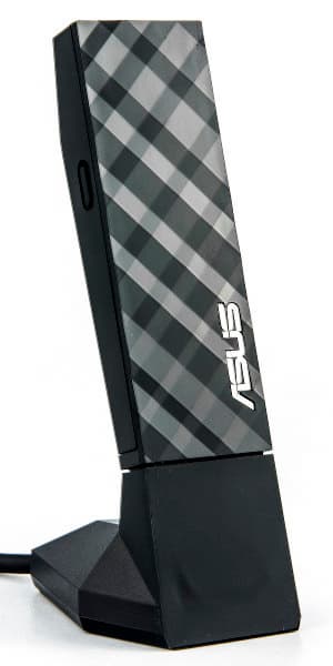 Внешний вид беспроводного адаптера ASUS USB-AC53