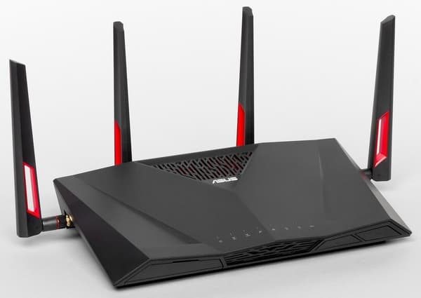 Внешний вид Asus RT-AC88U Внешний вид Asus RT-AC88U