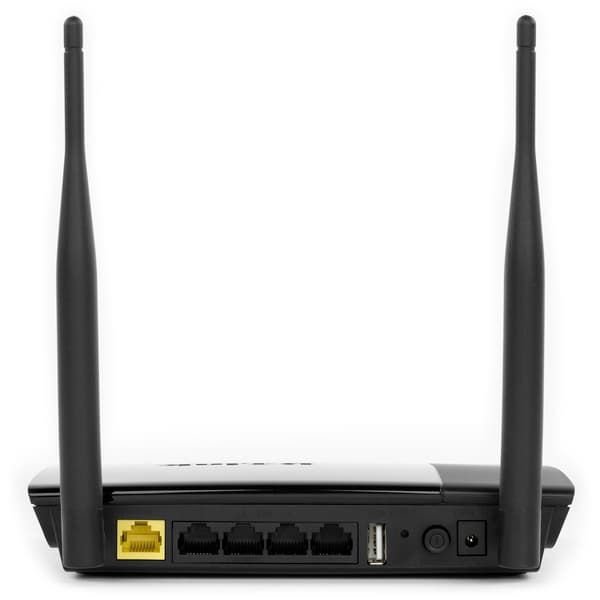 Внешний вид D-Link DIR-825/AC Внешний вид D-Link DIR-825/AC