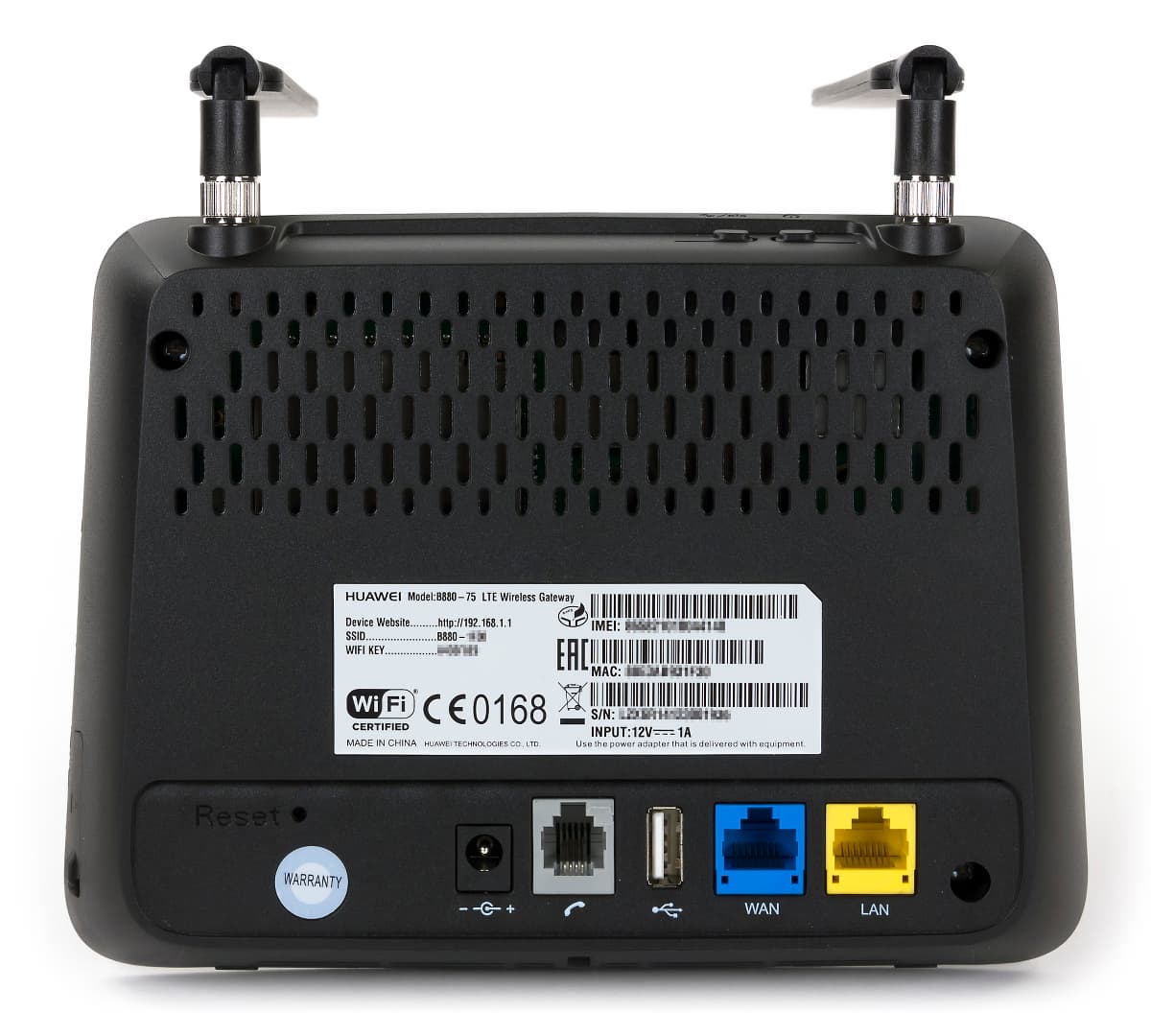 Внешний вид Huawei B880