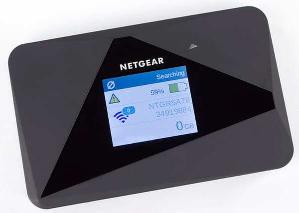 Внешний вид роутера Netgear AirCard 785