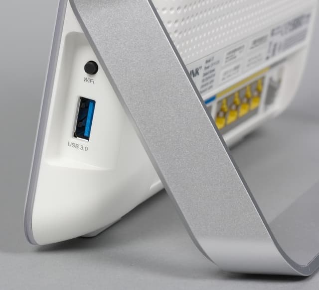 Внешний вид TP-Link Archer C9