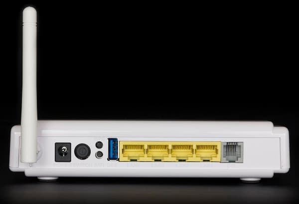 Роутер Upvel UR-344AN4G