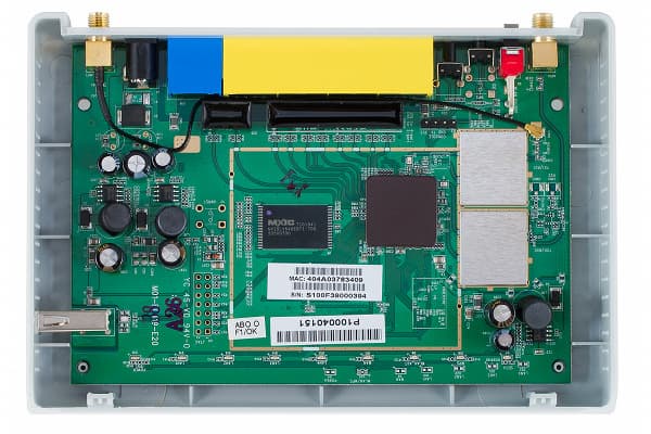 Интернет-центр ZyXEL Keenetic