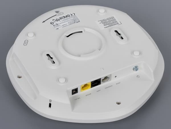 Внешний вид Zyxel WAC6502D-S