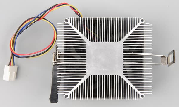 AMD Coolers 2016 - AMD 95W Alu, вид снизу