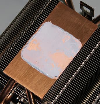 AMD Coolers 2016 - AMD Wraith, распределение термопасты