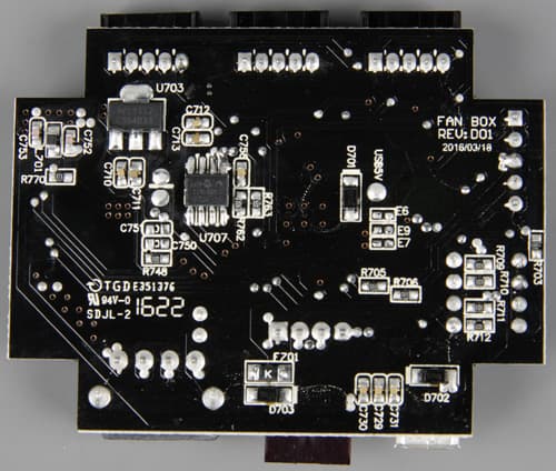 Riing 12 RGB Radiator Fan TT Premium Edition