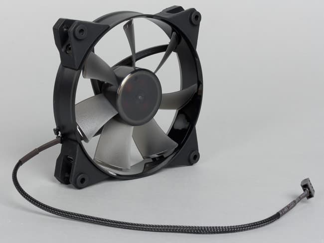 Cooler Master MasterFan Pro 120 Air Flow