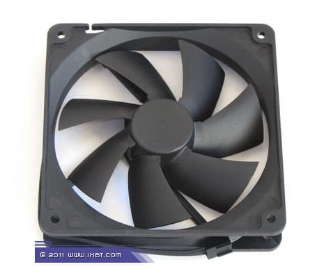 Система жидкостного охлаждения Corsair Hydro H70