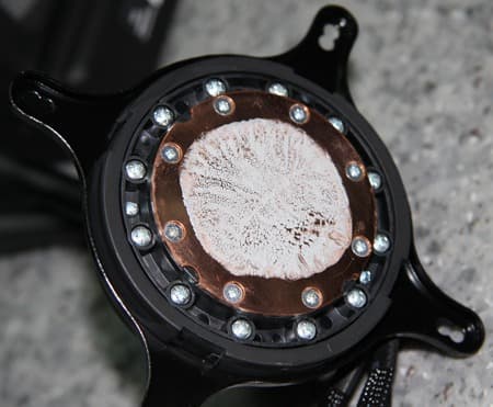 NZXT Kraken X41, распределение термопасты