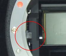 Рычаг управления открытием диафрагмы на камере