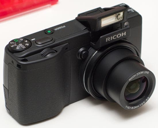 RICOH GX200