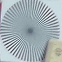 ISO 100, фокусное расстояние 25 мм, f/9,0