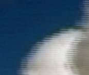 Характерная «расчёска» на краях летящих облаков