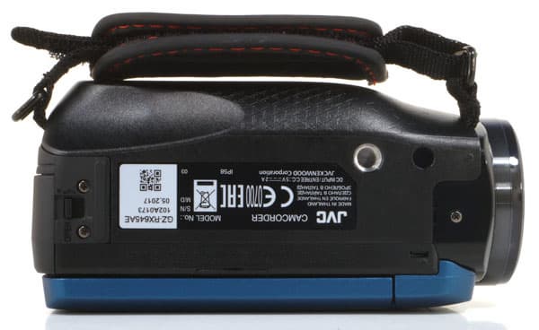 Защищенные видеокамеры JVC GZ-R10, GZ-R15 и GZ-RX115