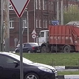 Видеокамера JVC GY-HM200