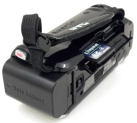 Видеокамера JVC GZ-HM655