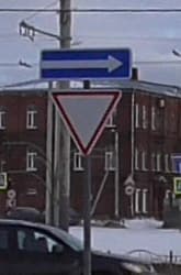 Видеокамера Panasonic HC-V270