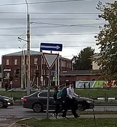 Экшн-камера Yi 4K Action Camera