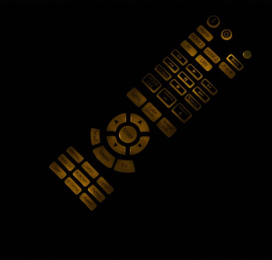 Проектор Epson EH-TW9300, подсветка пульта ДУ