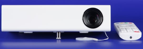 DLP-проектор LG PA72G, вид спереди