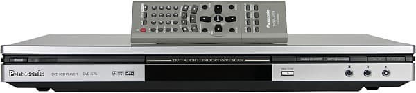 Player & remote control, front view