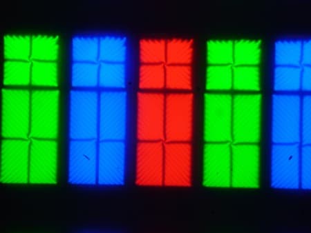 QLED-телевизор Samsung QE55Q7CAMUXRU, Микрофотографии матрицы