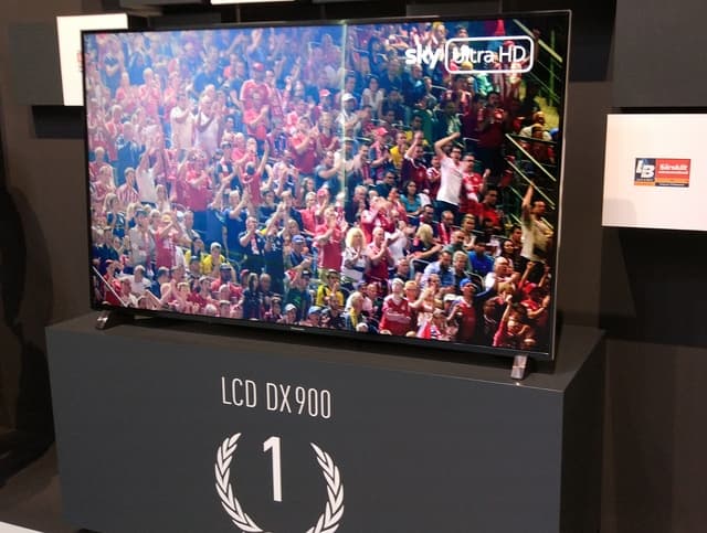 Panasonic - Viera DX900 Panasonic - Viera DX900