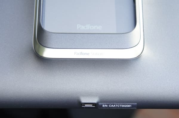 Презентация Asus Padfone2 в Милане