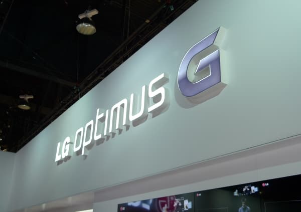 Мобильные новинки CES 2013