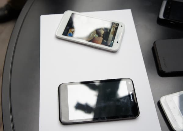 презентация смартфонов Lenovo