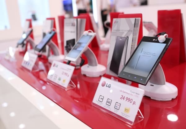 Открытие фирменного магазина LG