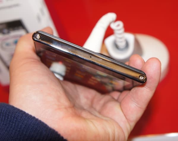 Открытие фирменного магазина LG