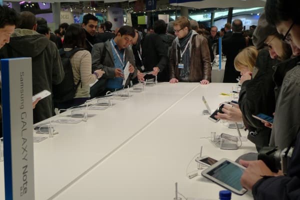 Мобильные новинки MWC 2013