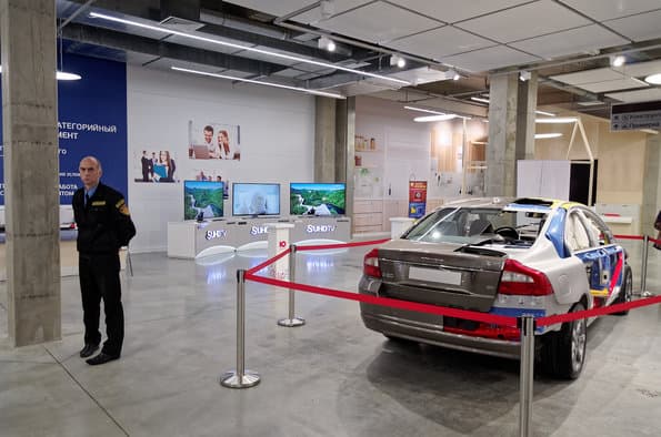 Репортаж с торжественного открытия первого пригородного центра исполнения заказов Юлмарта