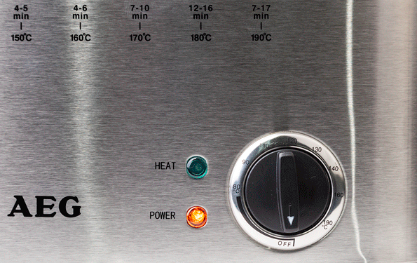 фритюрница-фондюшница AEG FFR 5551