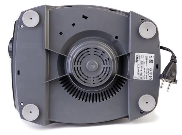 кухонный комбайн Bosch MCM68840