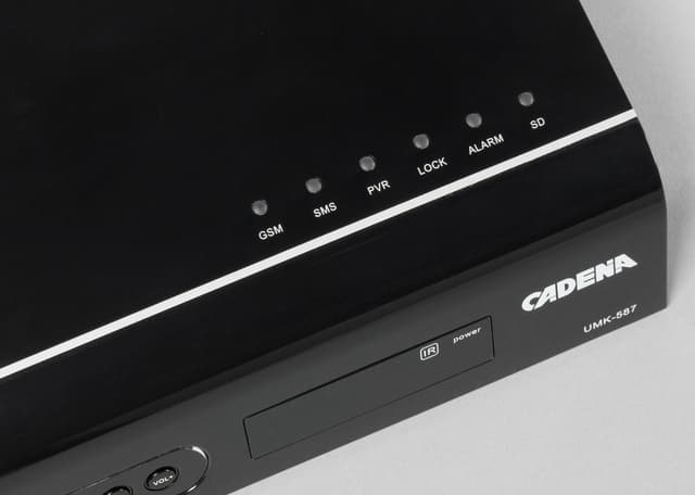 Внешний вид контроллера Cadena UMK-587 Внешний вид контроллера Cadena UMK-587