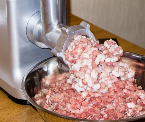 Мясорубка Caso FW200