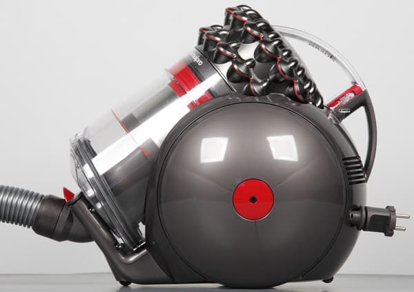 Пылесос Dyson Cinetic Big Ball Animalpro. Вид слева