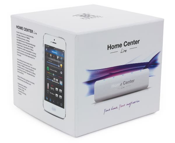 Упаковка контроллера Fibaro Home Center Lite