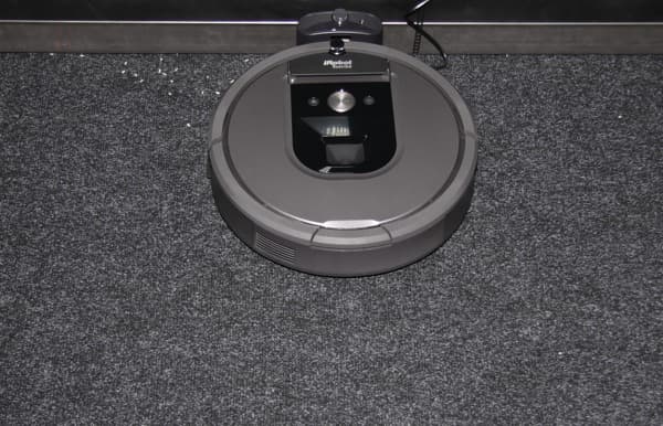 робот-пылесос iRobot Roomba 960, тест уборки