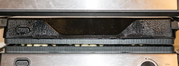 Электрический контактный гриль Kitfort KT-1601