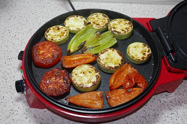 Пиццамейкер Kitfort KT-1614