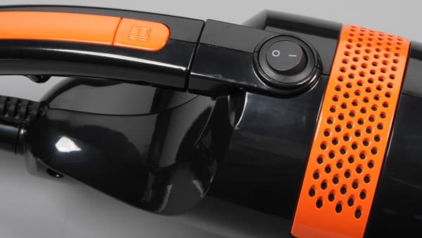 Пылесос Kitfort КТ-525-1. Кнопки